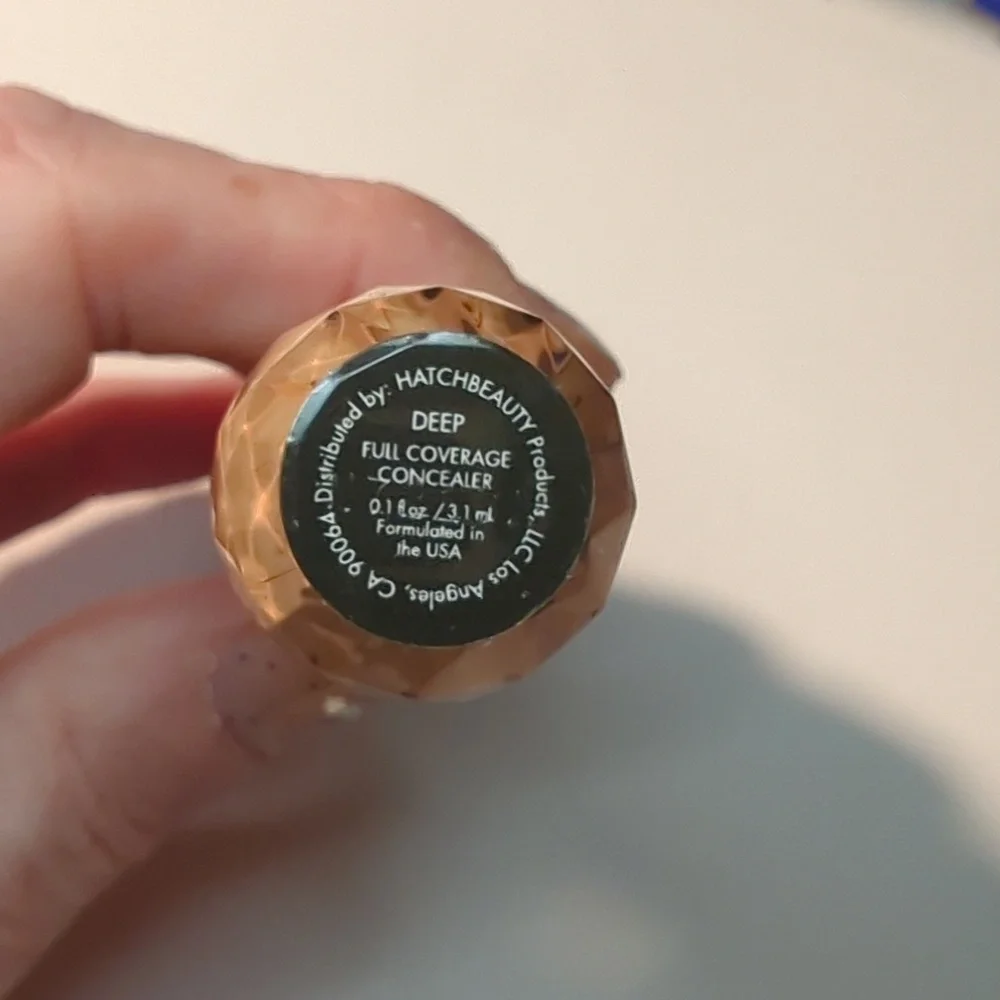 Kristofer Buckle Undiscovered Full Coverage Concealer NWOB